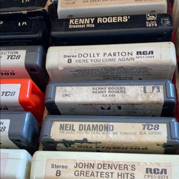 25 Country And Western 8 Track Tapes. With Case. - Picture 5 of 7